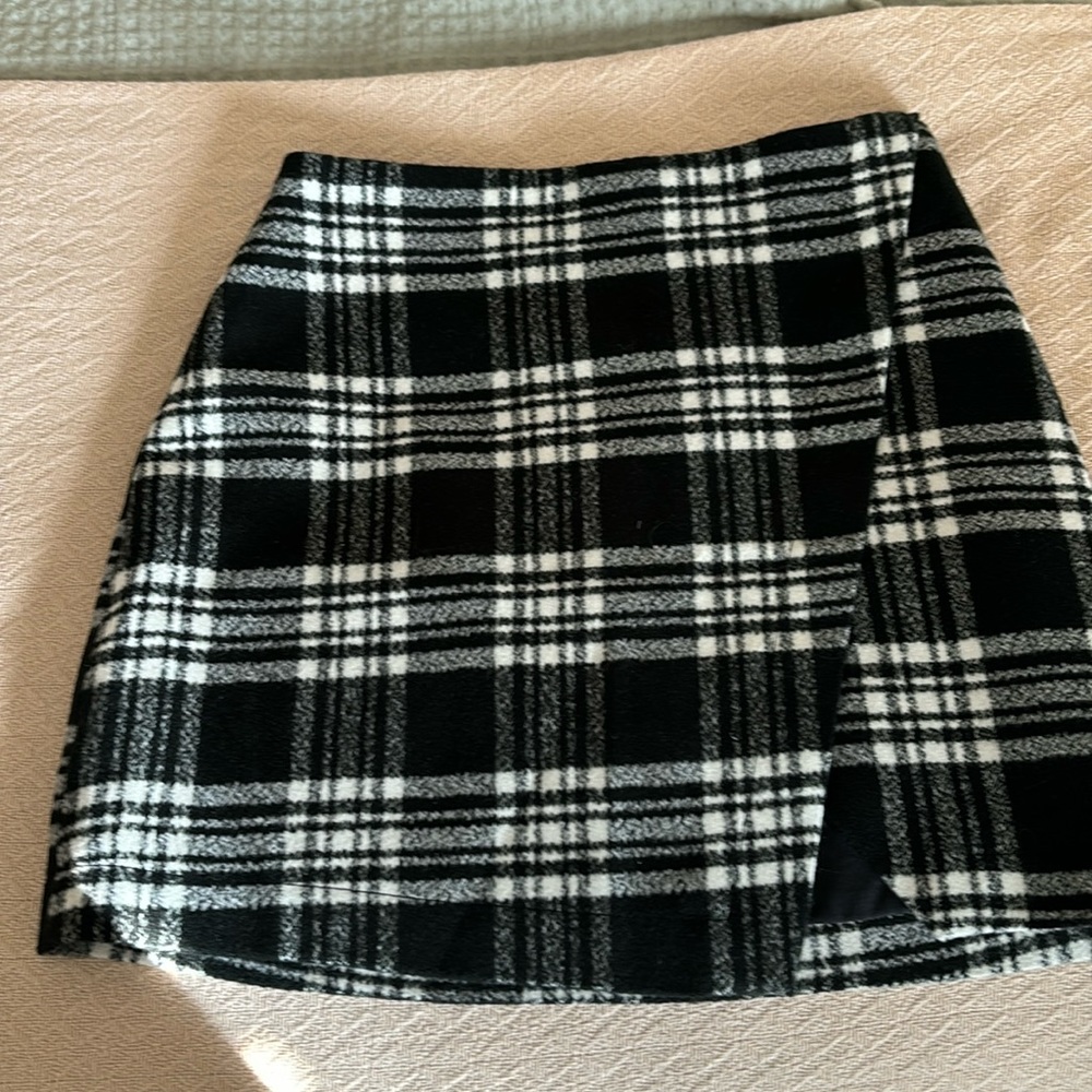 Abecrombie & Fitch Plaid skirt